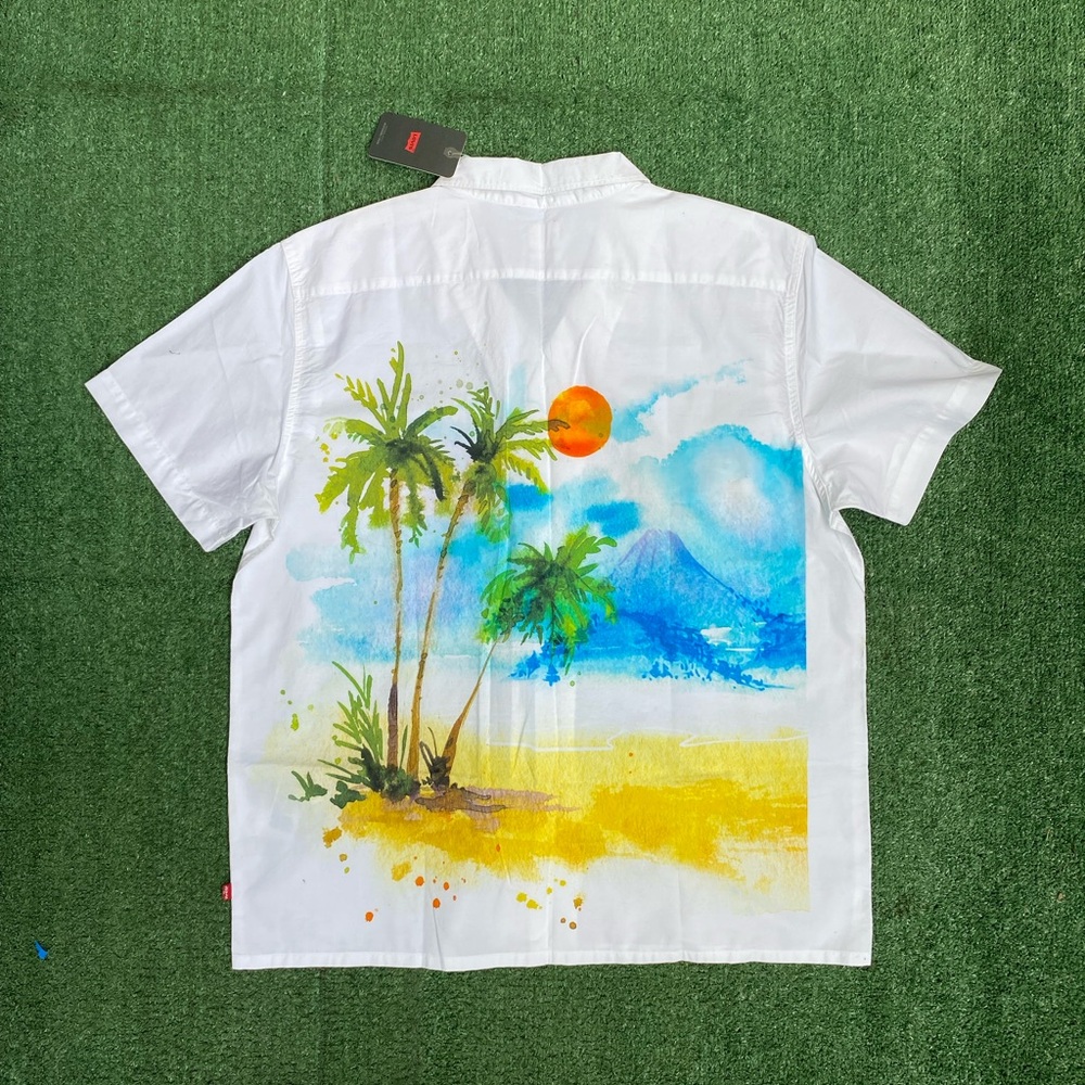 Levi button down shirt - Picture 3 of 3